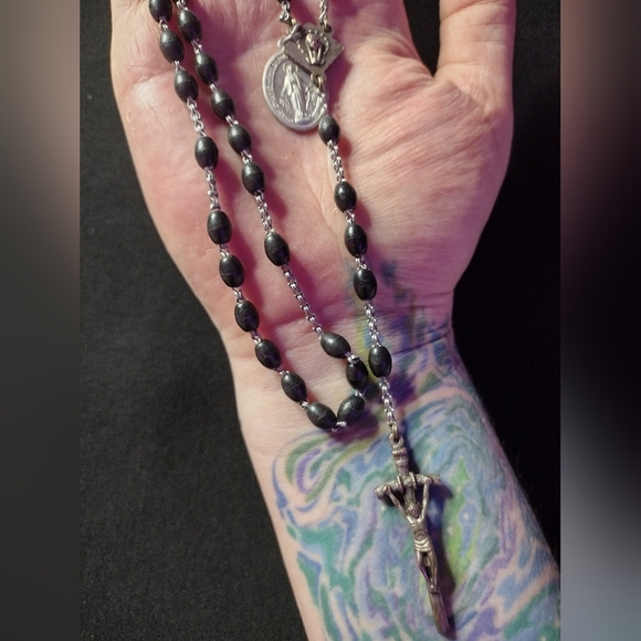 Knights Of Columbus Black Beaded Rosary Silver Crucifix Italy - Picture 1 of 9
